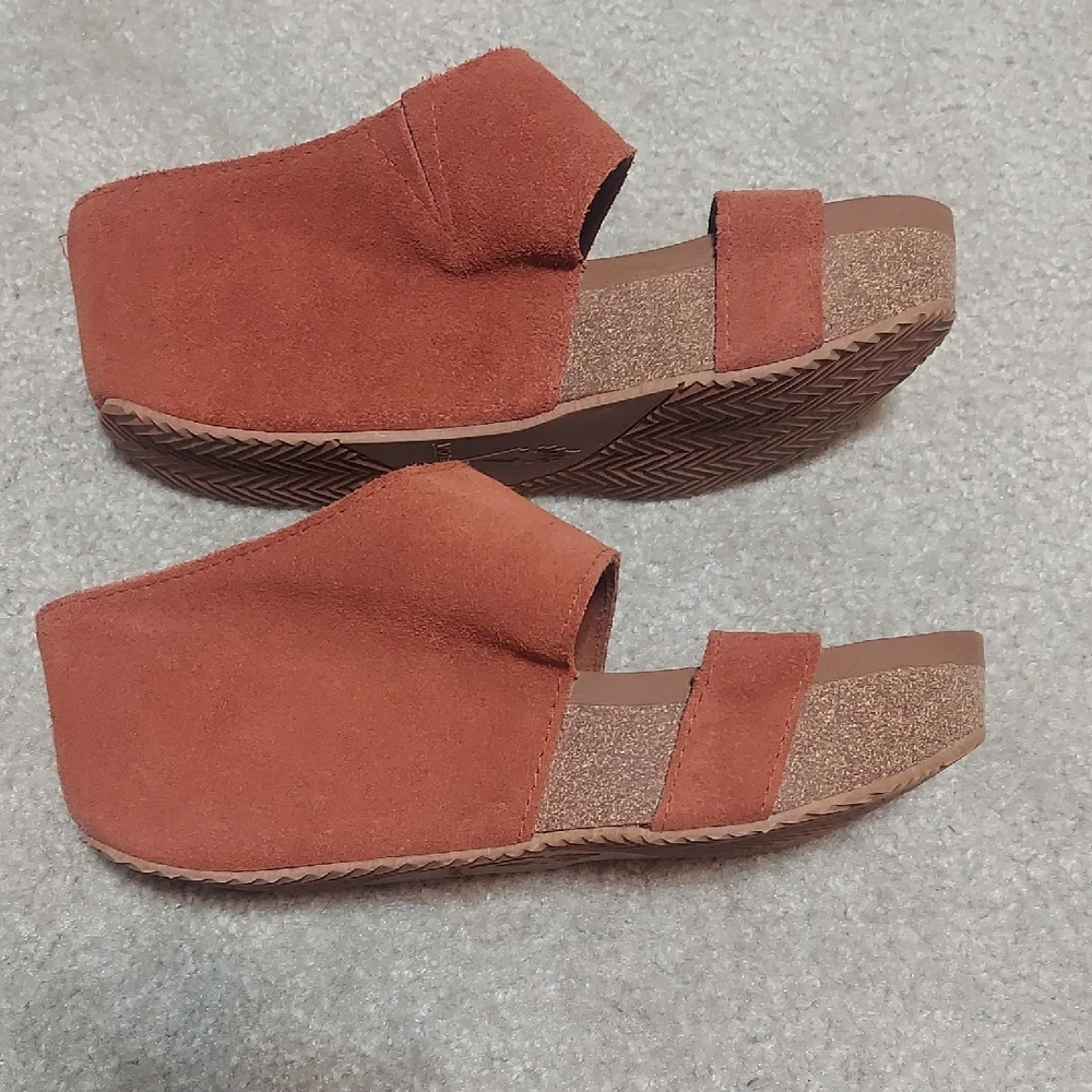 Volatile Evita Whiskey Cognac Leather Double-Strap Espadrille Wedge Sandals Sz 8